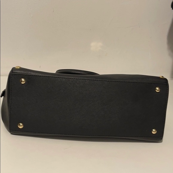 Michael Kors Handbag - Picture 6 of 6